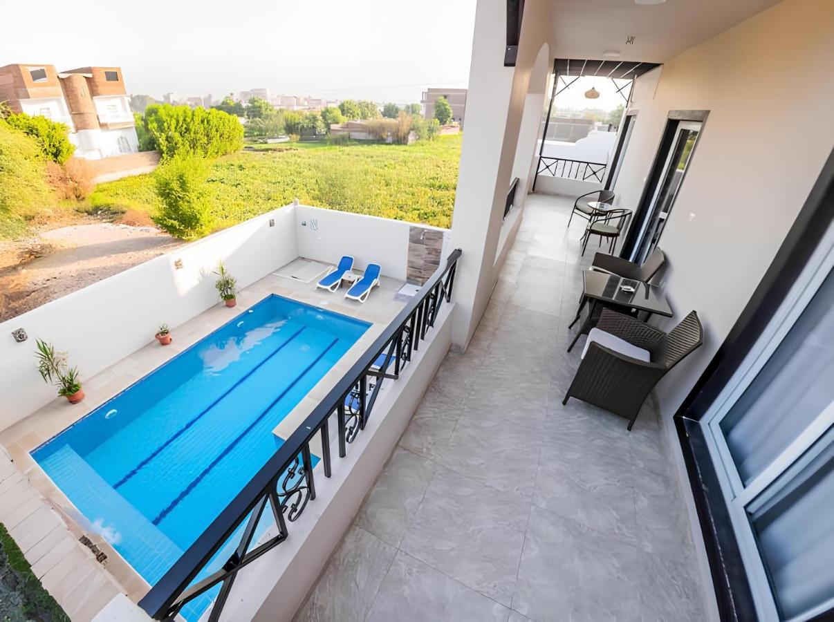 Royal Home Luxor Nile View Exteriör bild